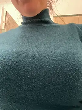 sexylenia online show from 4, 4, 2026