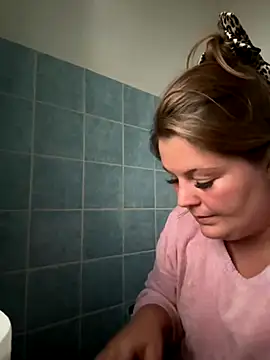 BootyLola online show from 23, 10, 2025