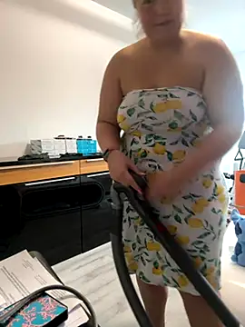 BootyLola online show from 10, 11, 2025