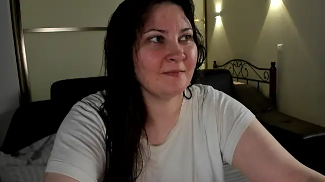 MarySwon online show from 28, 2, 2025