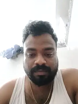 Snapshot of mikki1355 chatting on 1, 12, 2025 mikki1355 online show from 1, 12, 2025