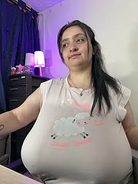 Snapshot of aliceayres797 chatting on 1, 3, 2025 aliceayres797 online show from 1, 3, 2025