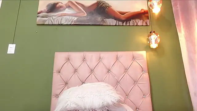 Tinna Flirt online show from 24, 2, 2025