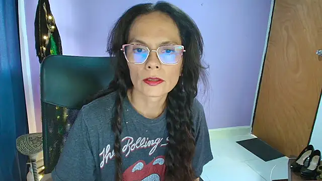 Snapshot of Nattyslave4U chatting on 12, 1, 2026 Nattyslave4U online show from 12, 1, 2026