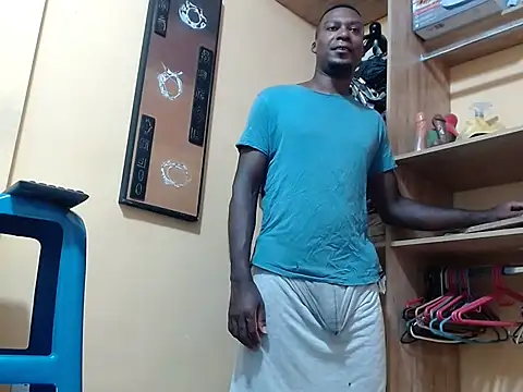 Snapshot of kurtbigcock chatting on 12, 5, 2026 kurtbigcock online show from 12, 5, 2026