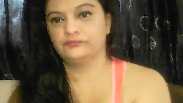 Snapshot of sweetnessangel chatting on 26, 10, 2025 sweetnessangel online show from 26, 10, 2025