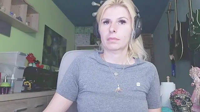 karmija online show from 9, 11, 2025