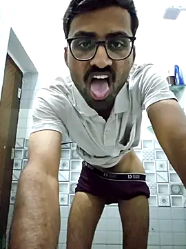 Snapshot of krishna8035 chatting on 1, 12, 2025 krishna8035 online show from 1, 12, 2025