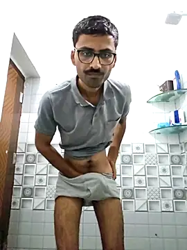 Snapshot of krishna8035 chatting on 5, 11, 2025 krishna8035 online show from 5, 11, 2025