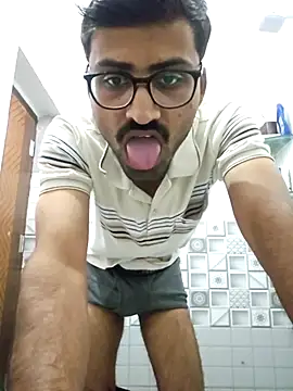 Snapshot of krishna8035 chatting on 29, 11, 2025 krishna8035 online show from 29, 11, 2025