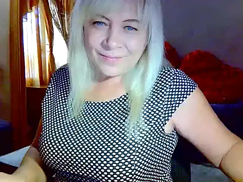 Snapshot of AgoniA7 chatting on 18, 10, 2025 AgoniA7 online show from 18, 10, 2025