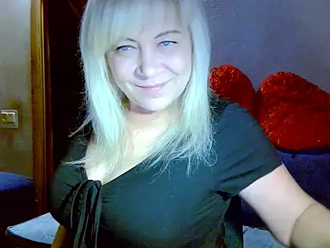 Snapshot of AgoniA7 chatting on 26, 10, 2025 AgoniA7 online show from 26, 10, 2025