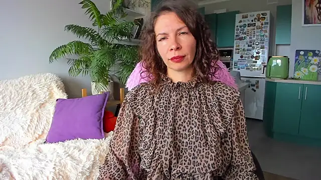 ChristinaGlory online show from 25, 7, 2026