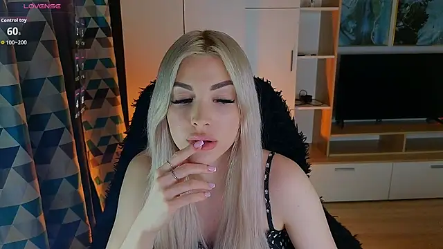 MilanaOmg online show from 3, 4, 2026