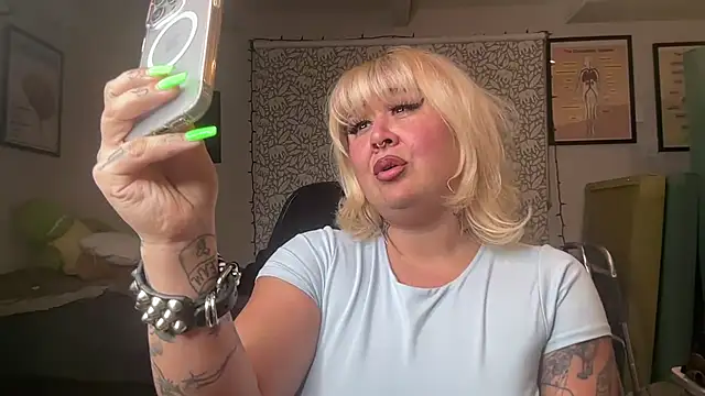 Sad1st1kSadie online show from 1, 1, 2025