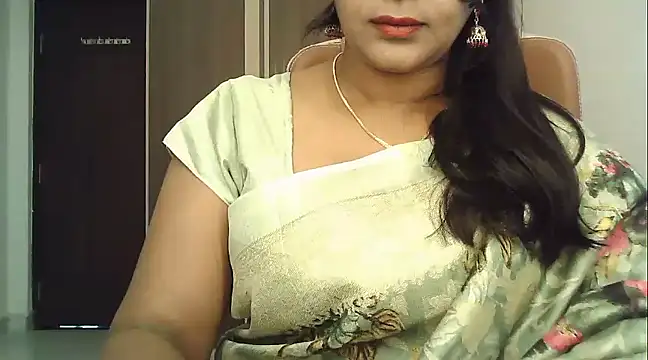 Snapshot of Spandana_Sweety chatting on 3, 3, 2025 Spandana Sweety online show from 3, 3, 2025