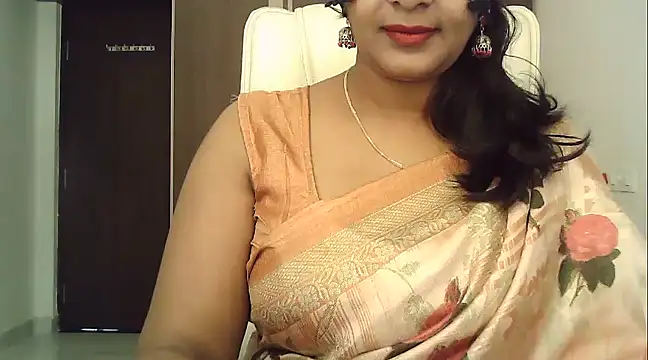 Snapshot of Spandana_Sweety chatting on 2, 12, 2024 Spandana Sweety online show from 2, 12, 2024