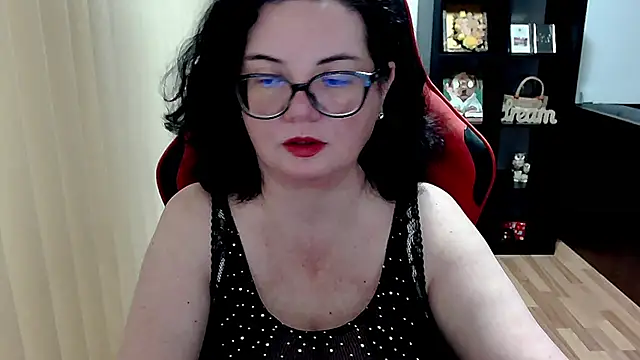 Snapshot of MissTroublle chatting on 26, 5, 2026 MissTroublle online show from 26, 5, 2026