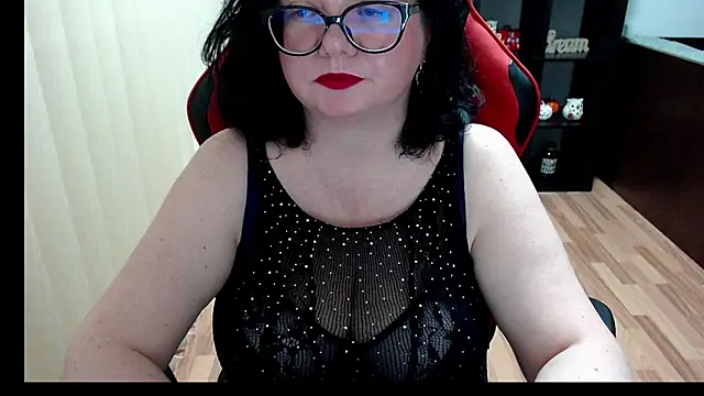 MissTroublle online show from 3, 2, 2026