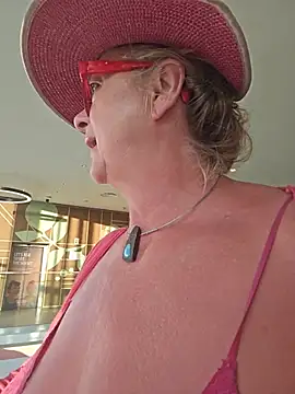 Snapshot of MucMilf59 chatting on 13, 7, 2026 MucMilf59 online show from 13, 7, 2026