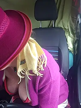 MucMilf59 online show from 4, 12, 2025