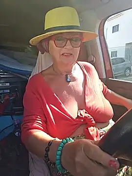 Snapshot of MucMilf59 chatting on 9, 7, 2026 MucMilf59 online show from 9, 7, 2026