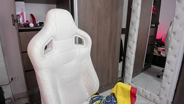 infinitysex1 online show from 1, 2, 2025