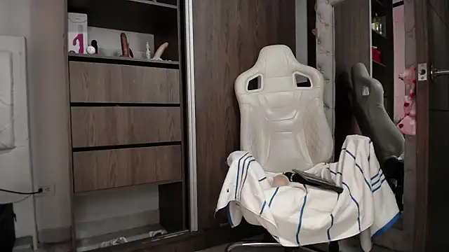 infinitysex1 online show from 22, 2, 2025