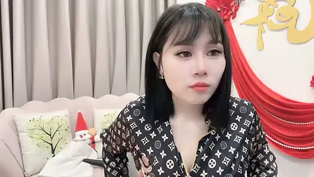 Snapshot of Meilian2021 chatting on 4, 2, 2025 Meilian2021 online show from 4, 2, 2025