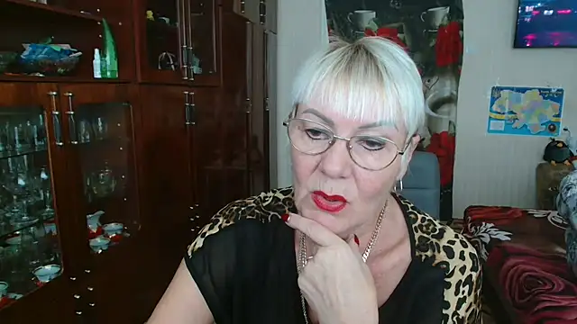 Snapshot of JenaCheim chatting on 12, 11, 2025 JenaCheim online show from 12, 11, 2025