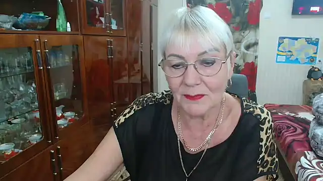 Snapshot of JenaCheim chatting on 3, 11, 2025 JenaCheim online show from 3, 11, 2025