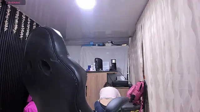 lalanaughty online show from 22, 9, 2025