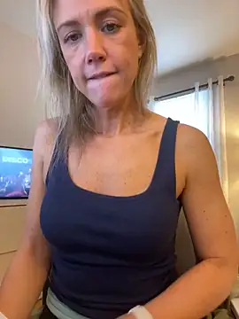 Kay Cakes online show from 2, 12, 2024