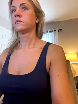 Kay Cakes online show from 2, 12, 2024