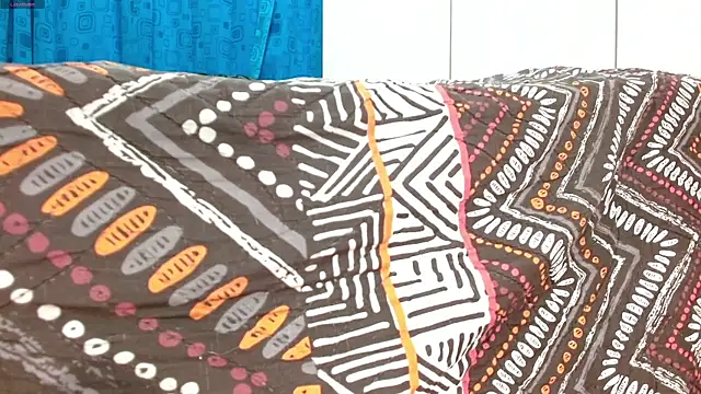 khloeHermaprodit3 online show from 11, 4, 2026