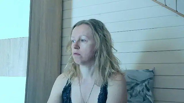 Snapshot of I_AM_MILF chatting on 21, 5, 2026 I AM MILF online show from 21, 5, 2026