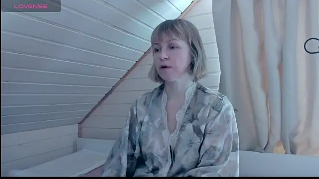 Snapshot of I_AM_MILF chatting on 3, 3, 2025 I AM MILF online show from 3, 3, 2025