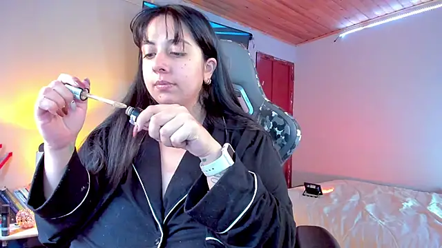 coraline latin online show from 24, 1, 2025