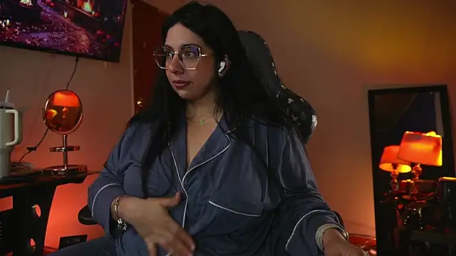 coraline latin online show from 12, 10, 2025