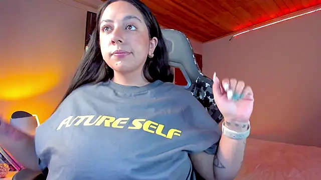 coraline latin online show from 17, 1, 2025