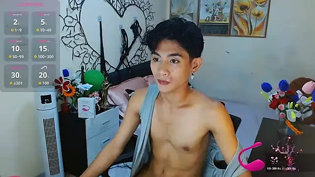 Snapshot of WildestTwink chatting on 3, 11, 2025 WildestTwink online show from 3, 11, 2025