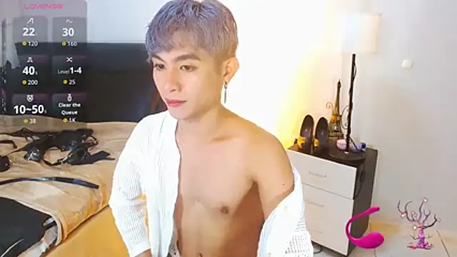 WildestTwink online show from 13, 4, 2026