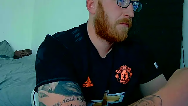 Snapshot of Tilerdadbod chatting on 18, 5, 2026 Tilerdadbod online show from 18, 5, 2026