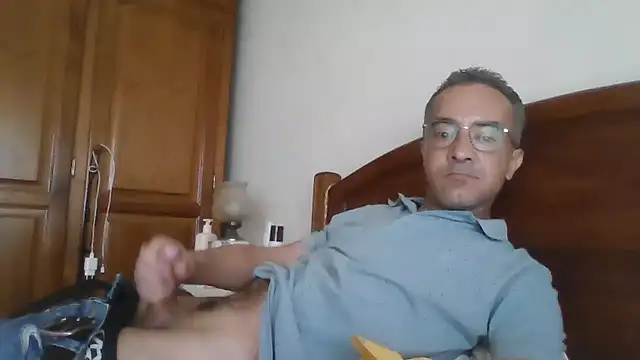 CarlosRocha73 online show from 25, 5, 2026