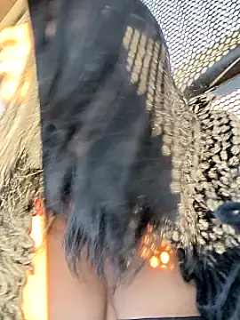 Xochillovemoney2 online show from 7, 12, 2024