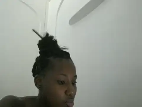 Xochillovemoney2 online show from 9, 9, 2025