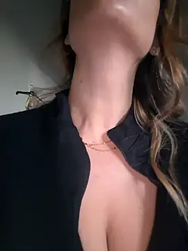 fammefatale1987 online show from 28, 11, 2025