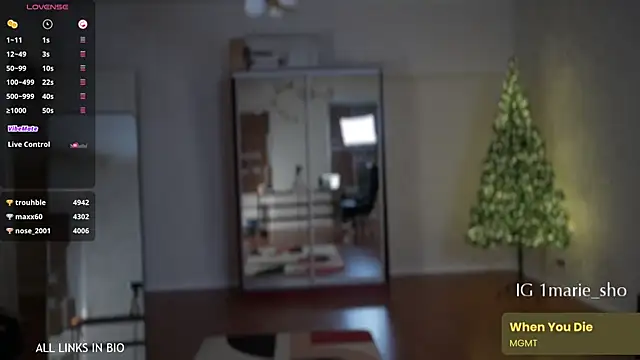 LAUREL HAZEL online show from 16, 12, 2025