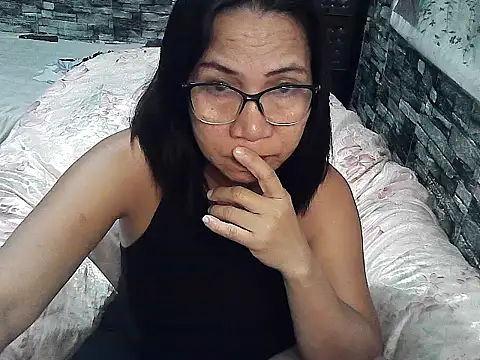 ASIANDOLLY4U online show from 6, 3, 2025