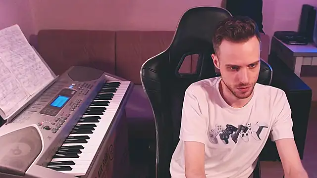 Sweetparker online show from 12, 10, 2025